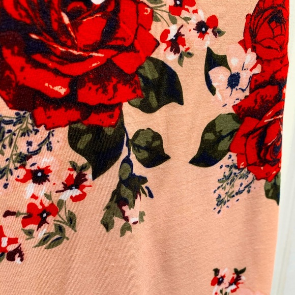 Peach and Floral Bodysuit - Picture 3 of 5